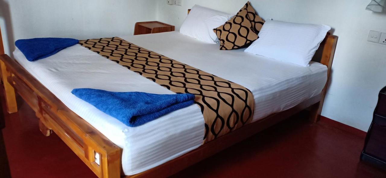 Surf & Sand Hotel Arugambay Arugam Kudah Eksteriør bilde