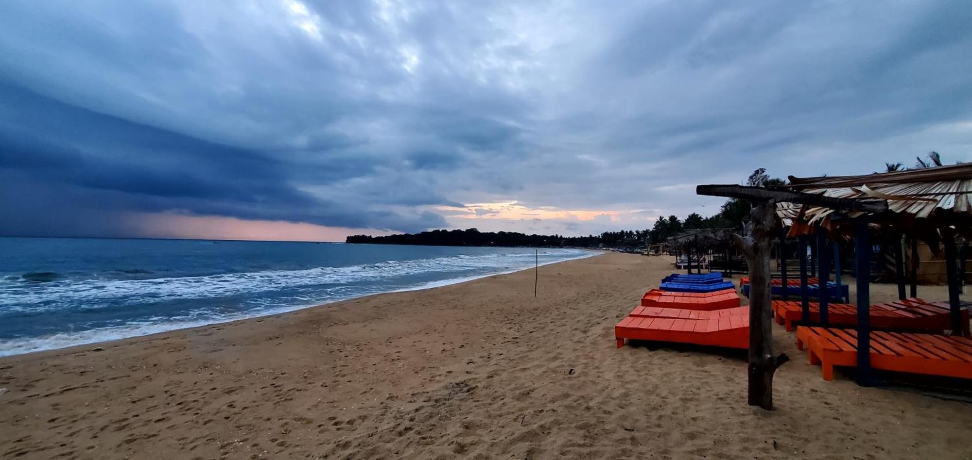 Surf & Sand Hotel Arugambay Arugam Kudah Eksteriør bilde